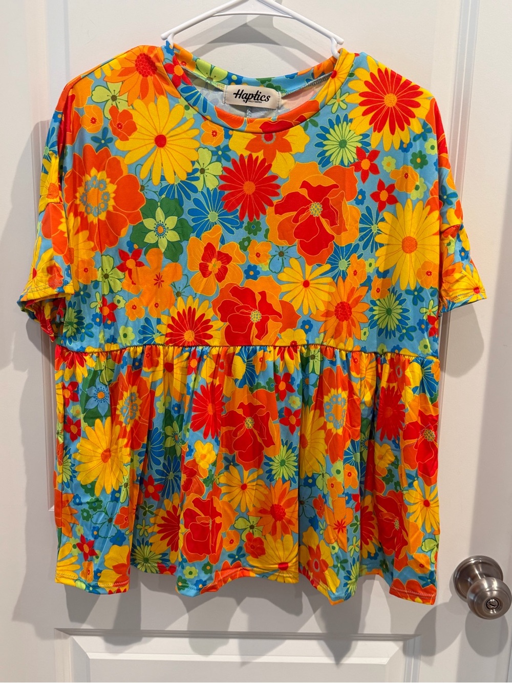 NWOT Haptics Top Size Small